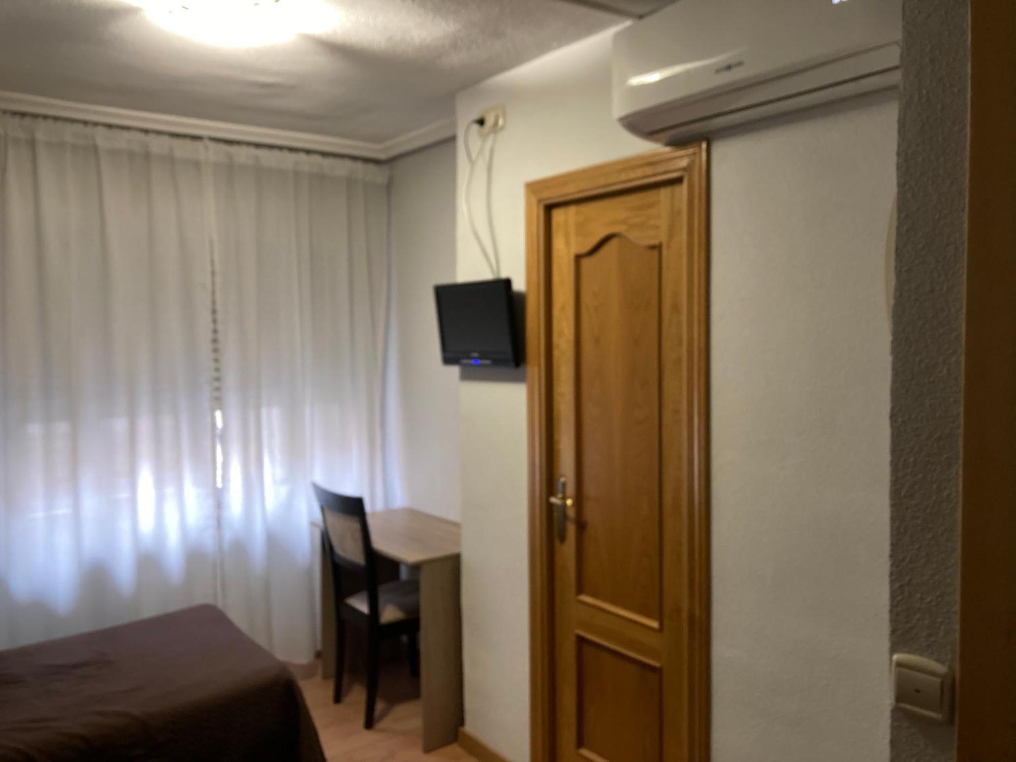Hostal Conde David Саламанка Экстерьер фото
