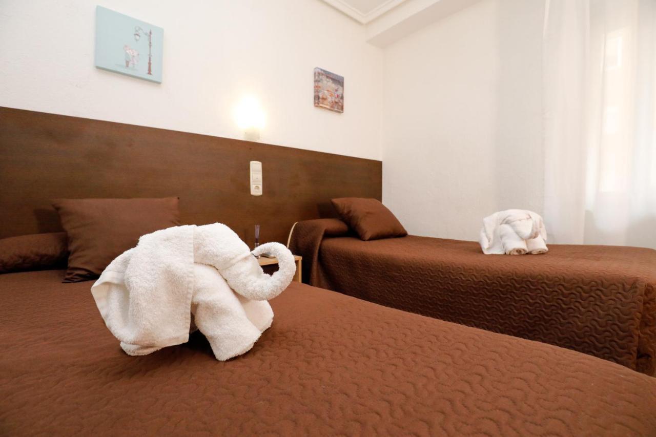 Hostal Conde David Саламанка Экстерьер фото